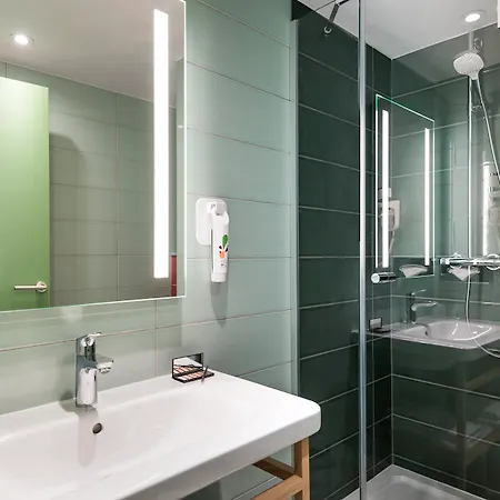 Ibis Styles Gare Saint Lazare 3* Paris