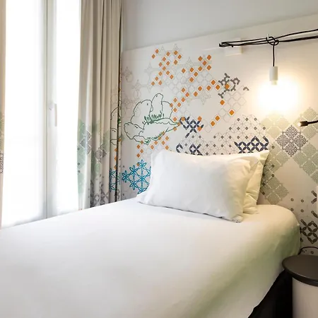 ホテル イビス スタイルズ ガール サン ラザール パリ