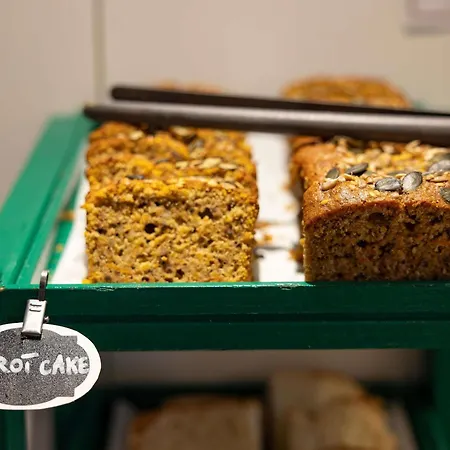 イビス スタイルズ ガール サン ラザール 3*