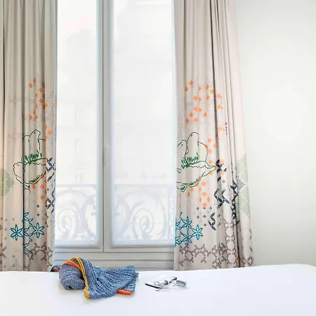 Hotel Ibis Styles Gare Saint Lazare 3*