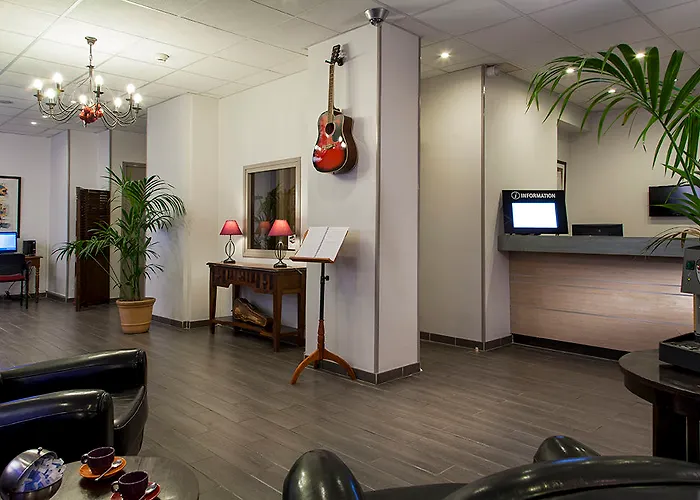 Hotel Ibis Styles Gare Saint Lazare 3*
